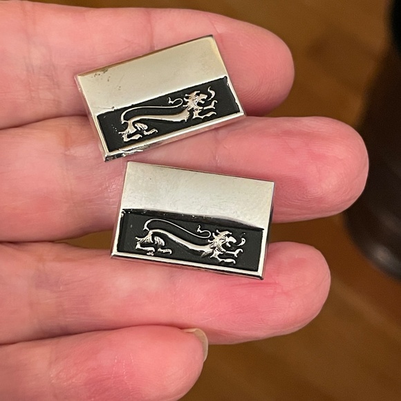 Vintage Shields Fifth Avenue Signed Silver Tone Black Enamel Men's Cuff Links - Picture 10 of 10